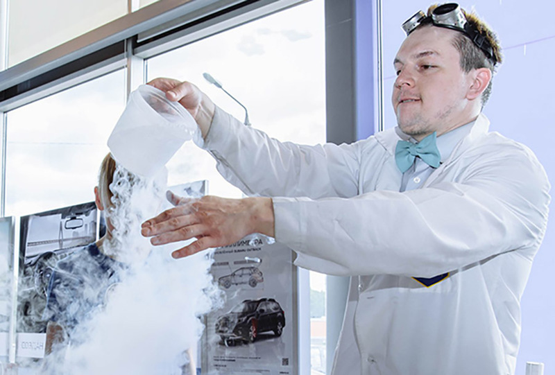 Крио-шоу с жидким азотом